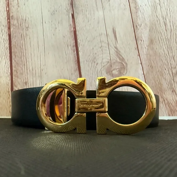 Salvatore Ferragamo reversible belt kit